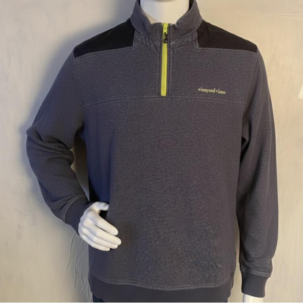 Vineyard Vines Charcoal and Black Pullover with Yellow Zip